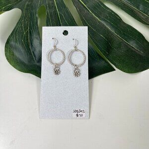 New Jenny’s Jewelry Silver Textured Hoop Earrings with Dangling Flower USA made